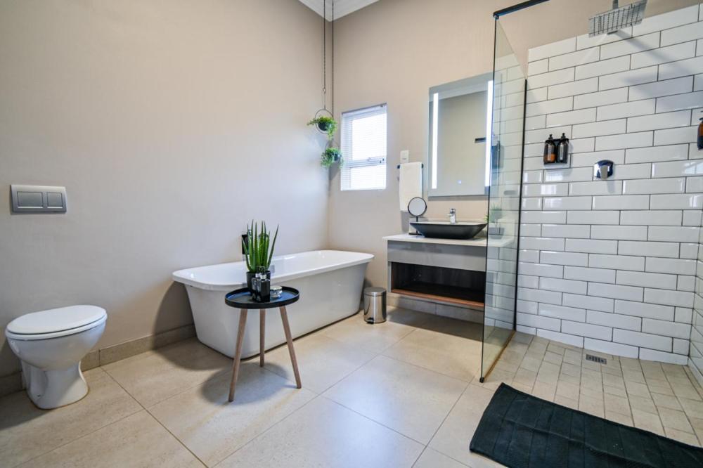 Summer Palace Guesthouse Bloemfontein Extérieur photo